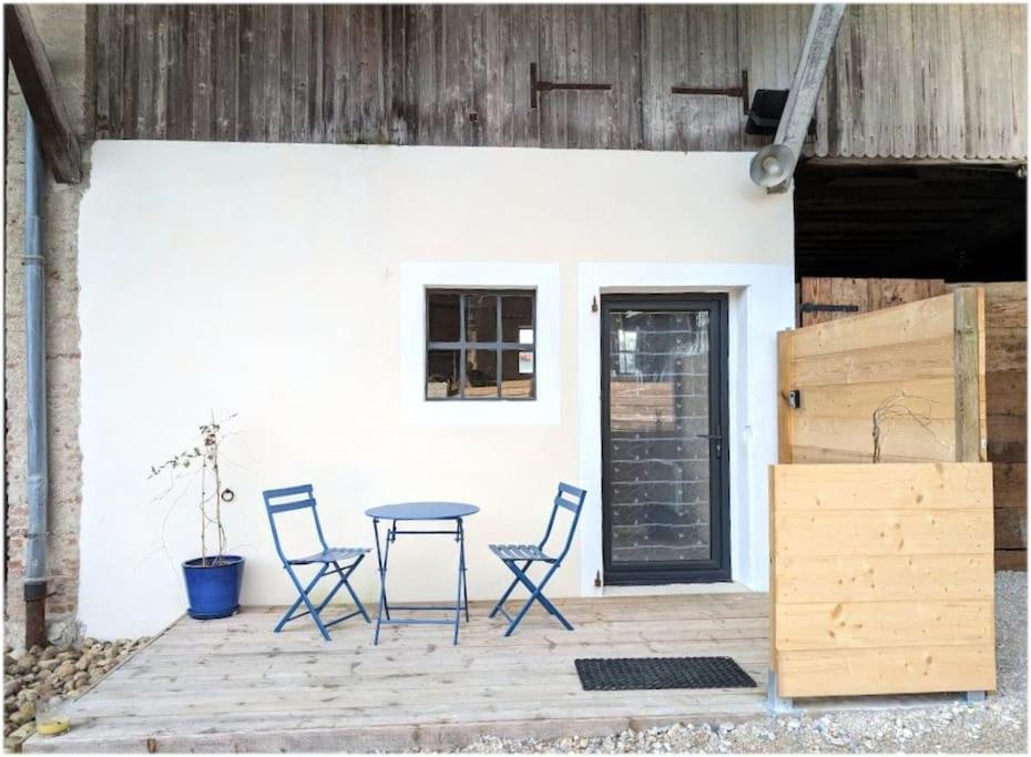 Logement - Studio Independant A Pérouges מראה חיצוני תמונה